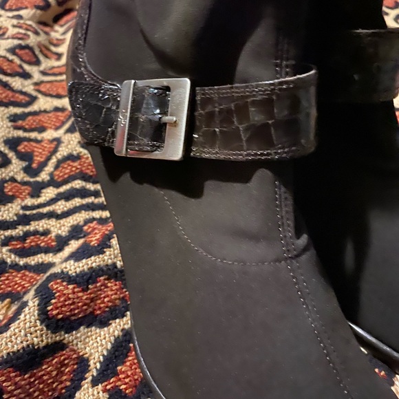 Donald J Pliner Brown Shoe Boots - Picture 11 of 11